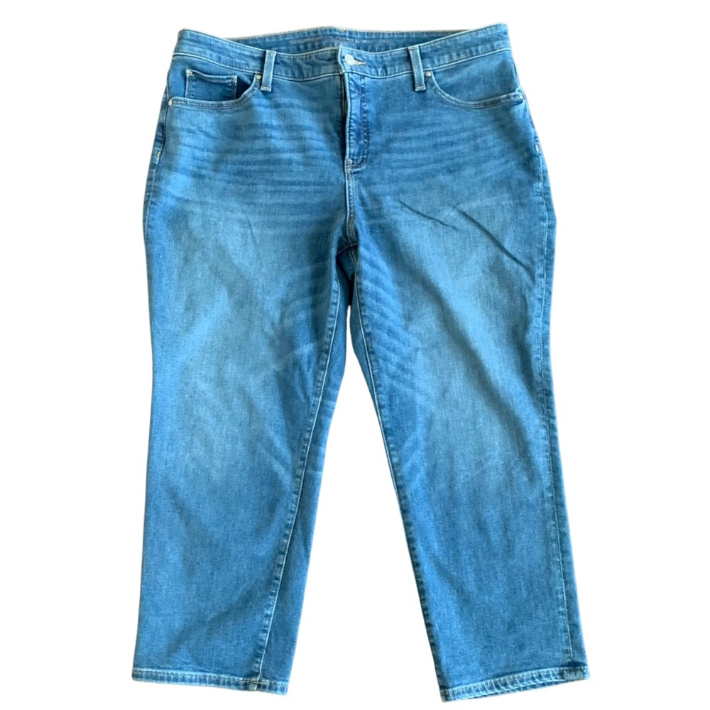 CHICO’S Jeans Girlfriend Size 3 16P So Slimming Slim Leg Crop